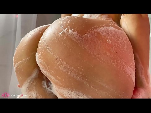 ❤️ La morena es masturba el cony amb un vibrador fins a un orgasme intens a la dutxa ❤❌ Vídeo de merda al ca.sexafinkarasskaz.ru ☑