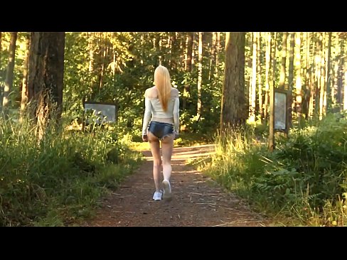 ❤️ Una bella dona es mou lentament, no un vídeo nu ❤❌ Vídeo de merda al ca.sexafinkarasskaz.ru ☑