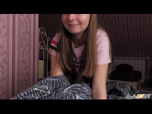 ❤️ Blondie xucla profundament la seva millor amiga i es fa semen a la boca ❤❌ Vídeo de merda al ca.sexafinkarasskaz.ru ☑