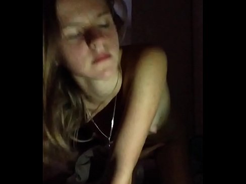 ❤️ Una noia es masturba i corre ❤❌ Vídeo de merda al ca.sexafinkarasskaz.ru ☑